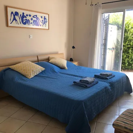 Limnaria - Comfy 2 Bed, 2 Bath Ground Floor *