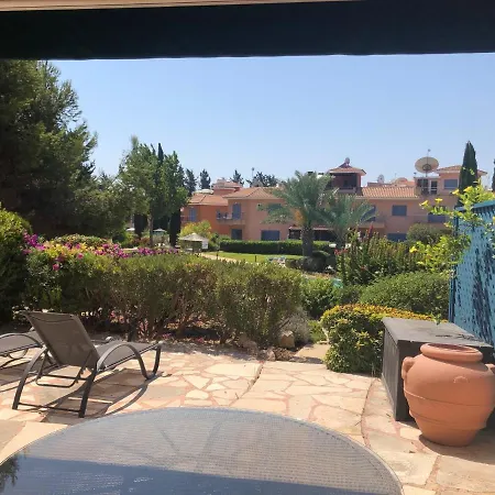 Limnaria - Comfy 2 Bed, 2 Bath Ground Floor *