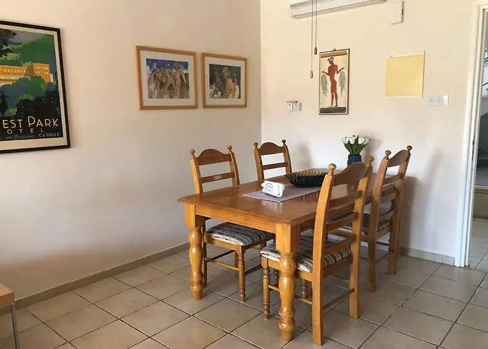 Limnaria - Comfy 2 Bed, 2 Bath Ground Floor *