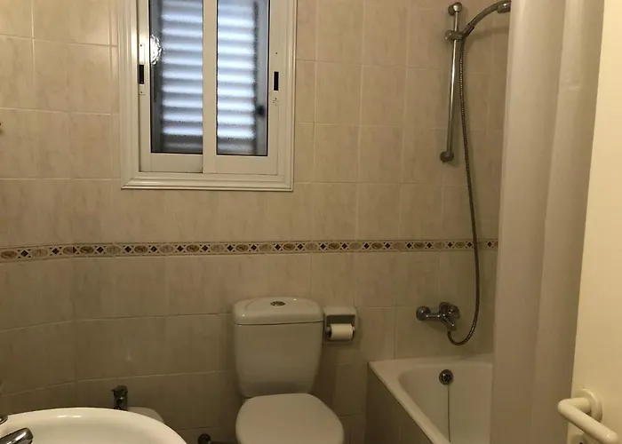 Limnaria - Comfy 2 Bed, 2 Bath Ground Floor Apartmán *