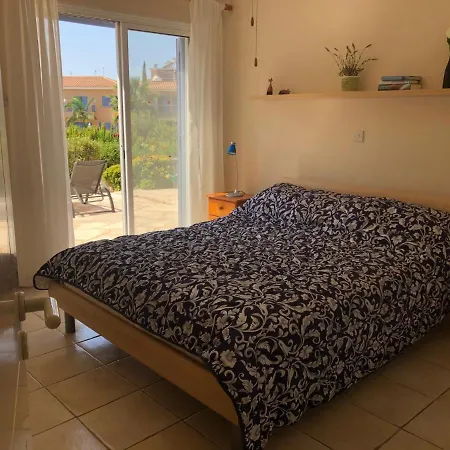 Limnaria - Comfy 2 Bed, 2 Bath Ground Floor Пафос